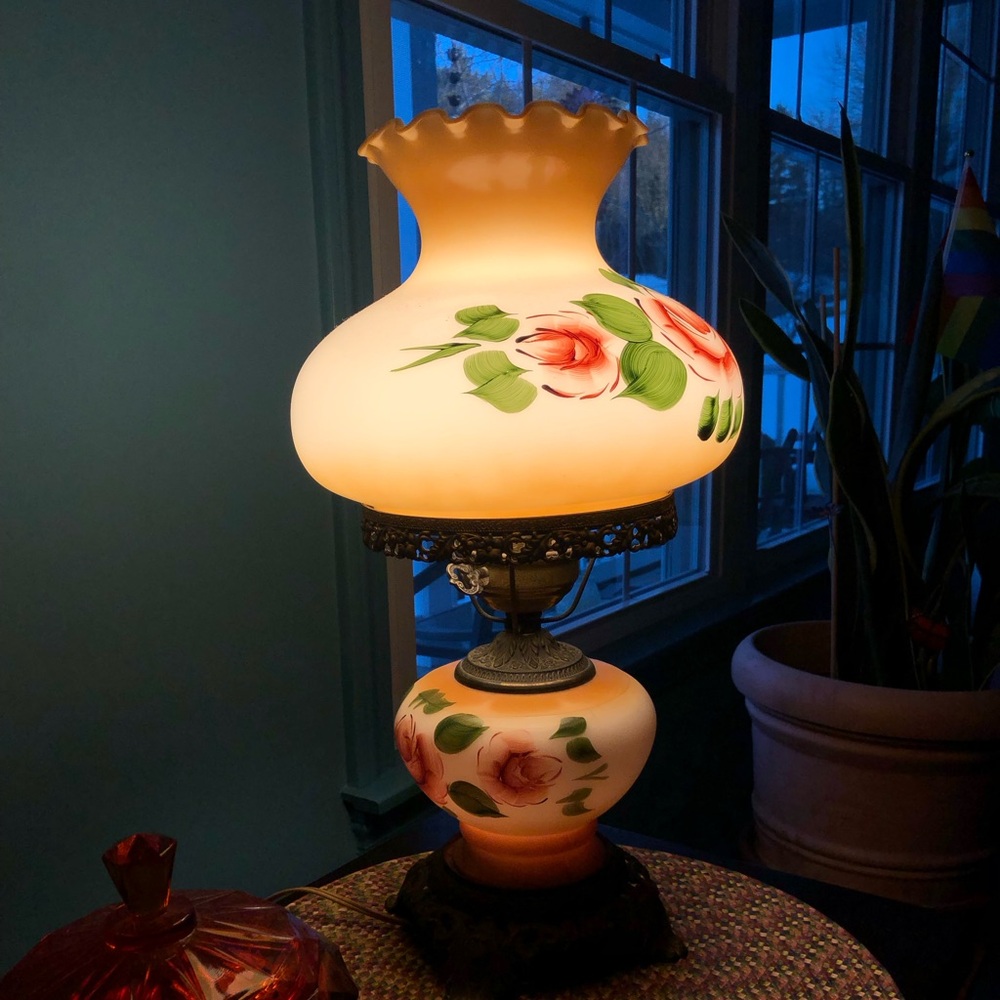 Hand-Painted Floral Glass Hurricane Lamp - Cream & orange - no chimney